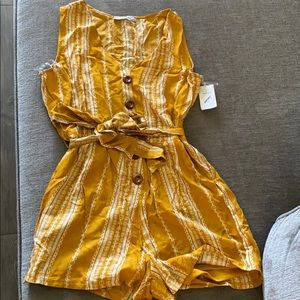 Mustard romper